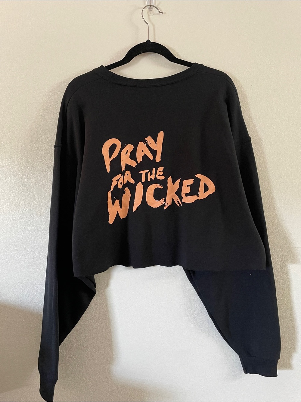 Pray for the Wicked Black Cropped Graphic Sweatshirt